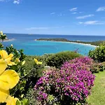 Punta Est - Quadri Antares Giardino & Piscina 公寓