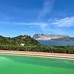 Punta Est - Quadri Antares Giardino & Piscina 公寓 卡珀科达卡瓦洛
