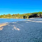 Punta Est - Quadri Antares Giardino & Piscina 公寓