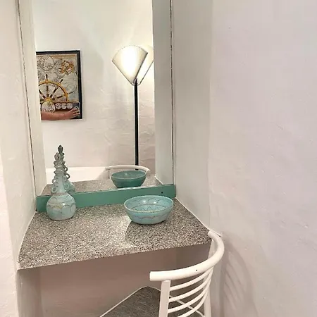 Apartament Punta Est - Quadri Antares Giardino & Piscina *