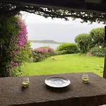 アパート Punta Est - Quadri Antares Giardino & Piscina カーポ・コーダ・カヴァッロ