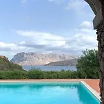 Punta Est - Quadri Antares Giardino & Piscina
