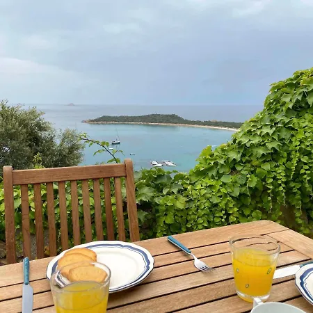 San Teodoro Punta Est Spettacolare Quadrilocale Vista Mare アパート